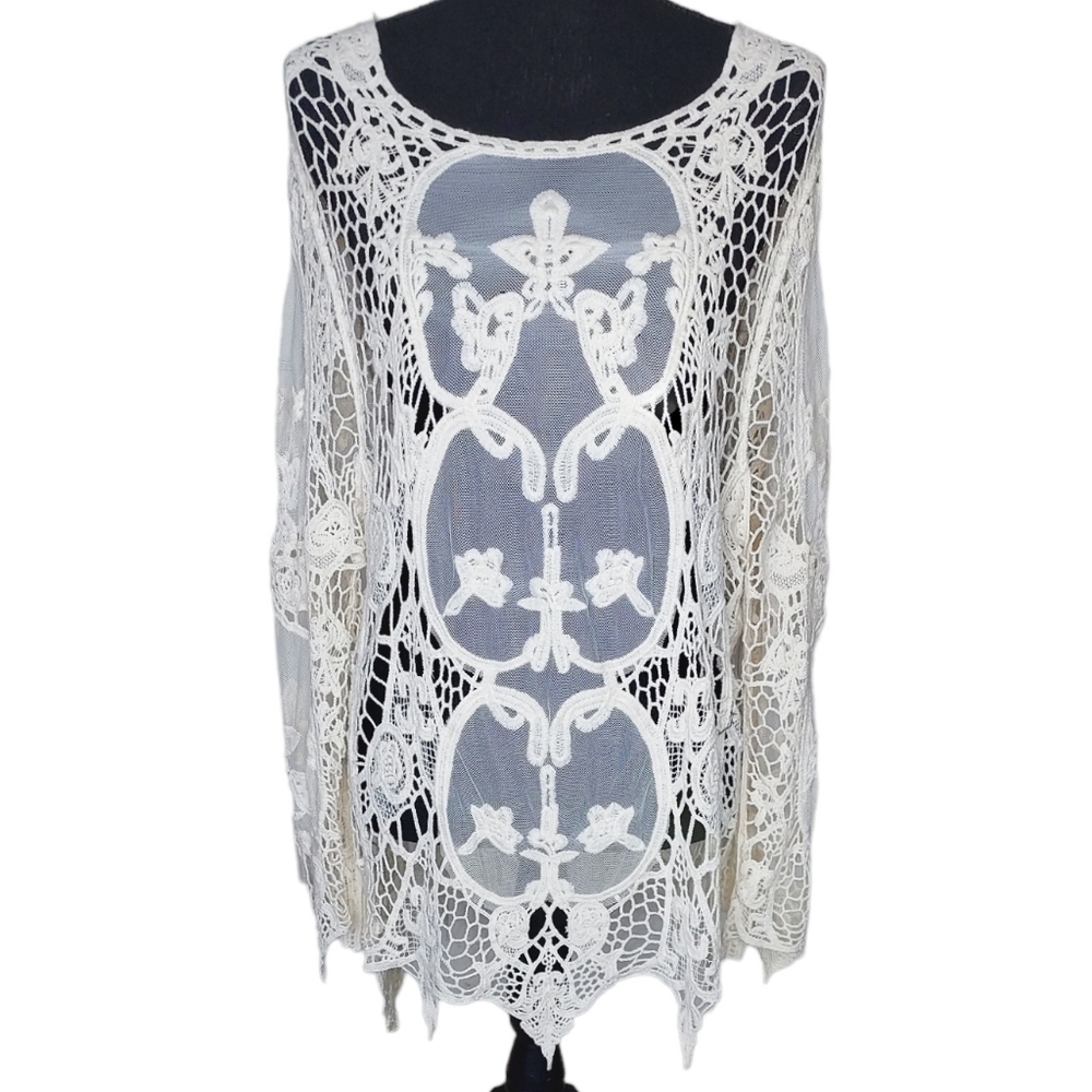 ORIGAMI by vivian Cream Boho Crochet Lace Long Sleeve Top Size M/L